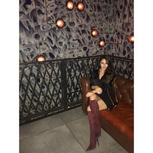 Meet your Posher, Deborah